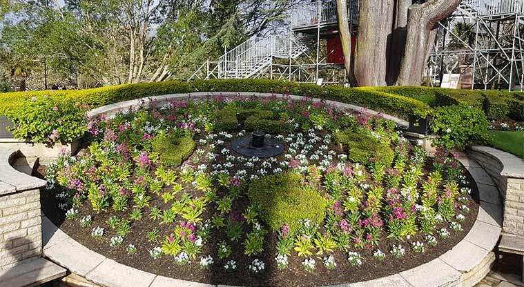 Albert Park - Garden clock centrepiece.