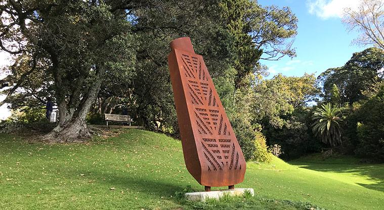 Dove Myer Robinson Park - This sculpture commissioned by Ngati Whatua Orakei reminds us to not allow a wedge to be driven between us as people.
