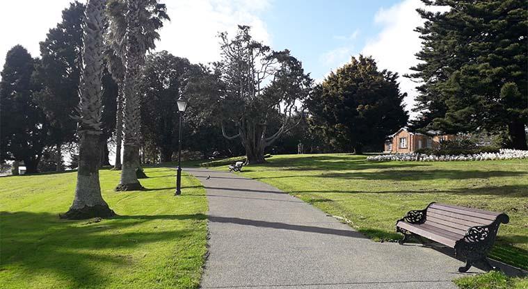 Jellicoe Park - Wide paths throughout the park.