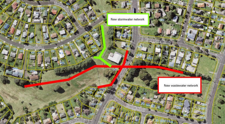 Boundary Reserve map with a green line showing stormwater network and red line for wastewater.
