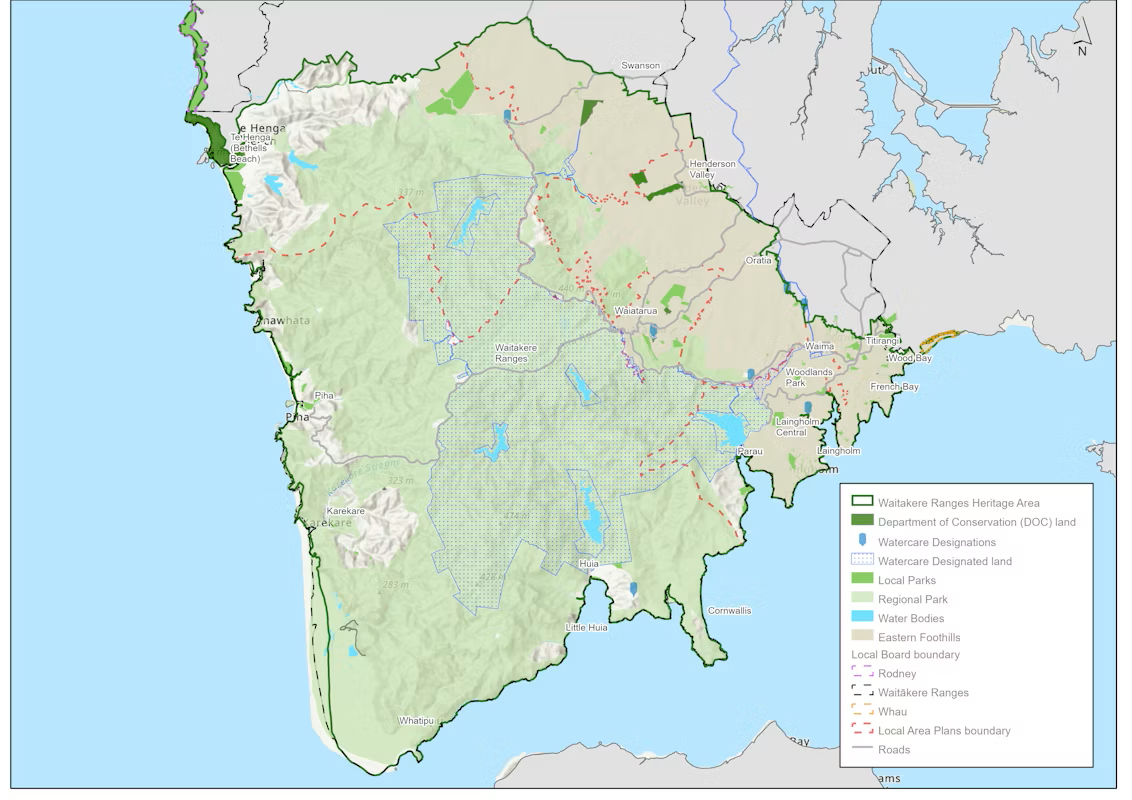 Two dimensional map of the western part of Auckland region with Waitākere Ranges Heritage Area highlighted in green. 