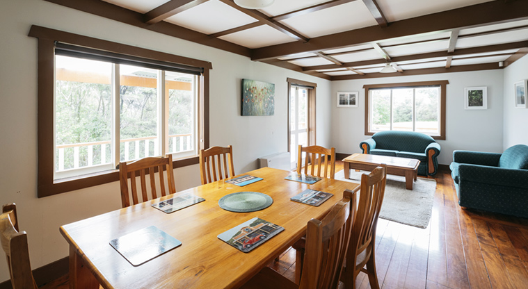 Craw Homestead - Lounge and dining room.