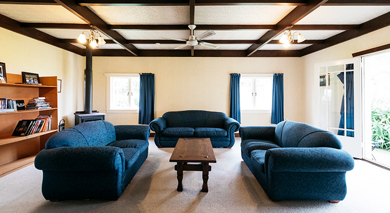 Awhitu House - Lounge.