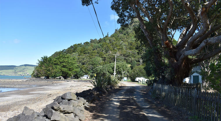 Barr Cottage — View from the road.