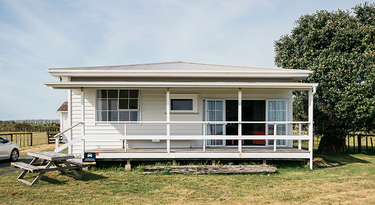Te Kuiti Cottage - Exterior of the cottage.