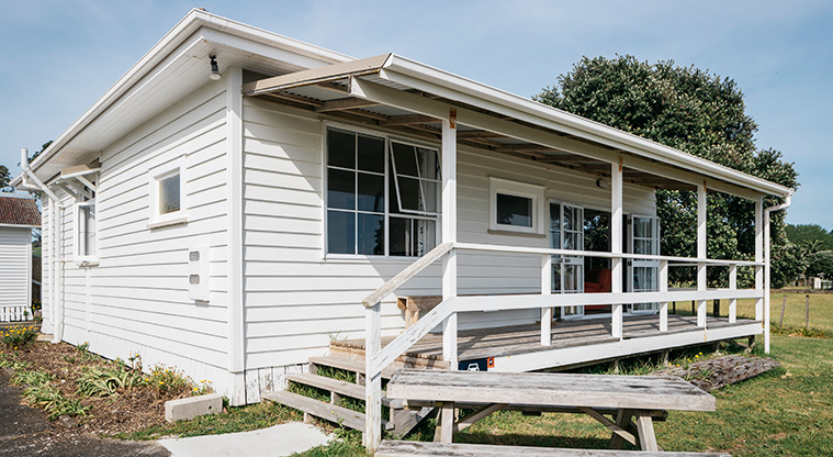 Te Kuiti Cottage - Exterior of the cottage.