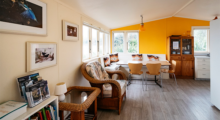 Moonlight Bach - Kitchen and dining area.