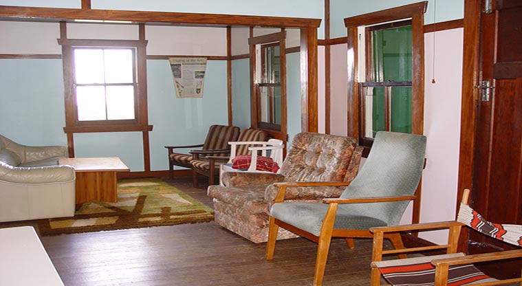Puhoi Cottage - Dining room and lounge.