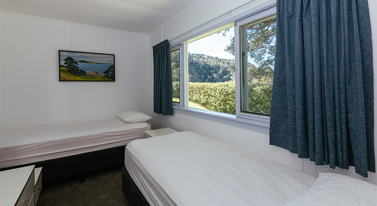 Wenderholm Beach House - Single bedroom.
