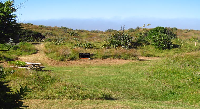 Tunnel campsite - Camping area and picnic table.