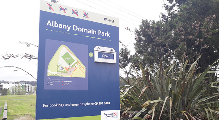 Albany Domain - Park sign.
