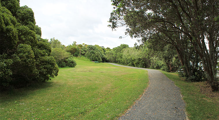 Amorino Park - Walkway through the park. Photo credit: M Loubser.