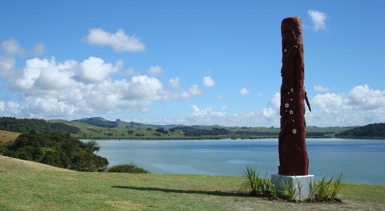 Ātiu Creek Regional Park – Pou kaitiaki standing guardian over all who visit the park.