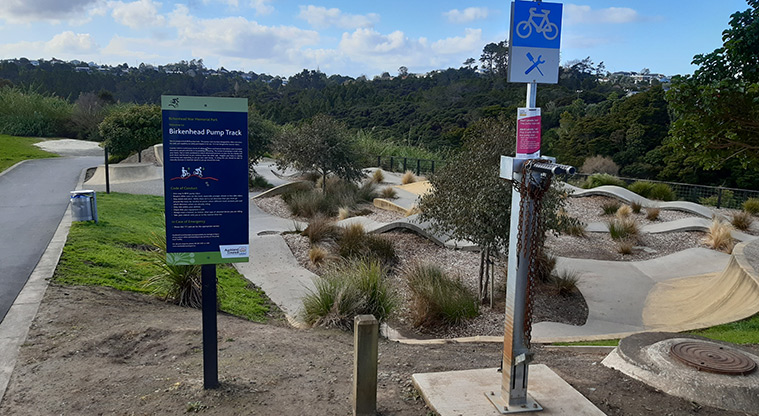 Birkenhead War Memorial Park - Bike fixing station with pump track in the background. Photo credit: S Hulse.