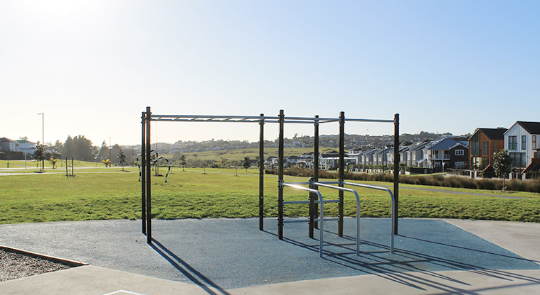 Bonair Crescent Stormwater Pond - A piece of fitness equipment. Photo credit: M Loubser.
