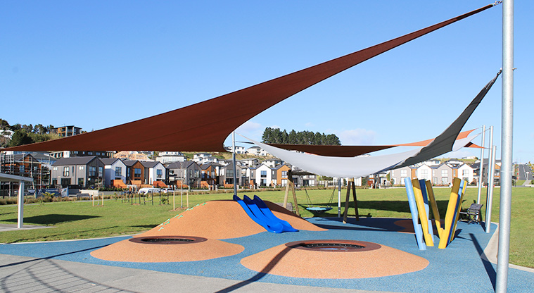 Bonair Crescent Stormwater Pond - Shade sails over the junior playground. Photo credit: M Loubser.