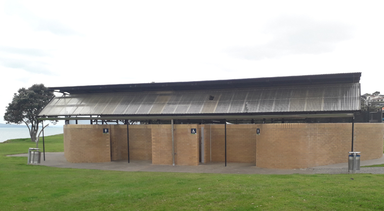 Browns Bay Beach Reserve - Toilet block. Photo credit: T Hodder.