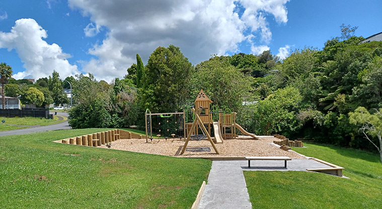 Cranston Street Reserve - Playground, open grassed space and trees at the top of the slope by Cranston Street.