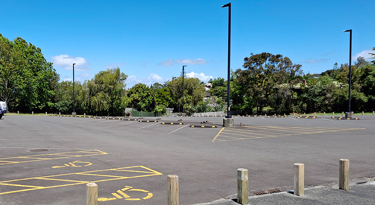 Tahurangi / Crum Park - Section of the large car park with accessible parking spaces. Photo credit: T Hodder.