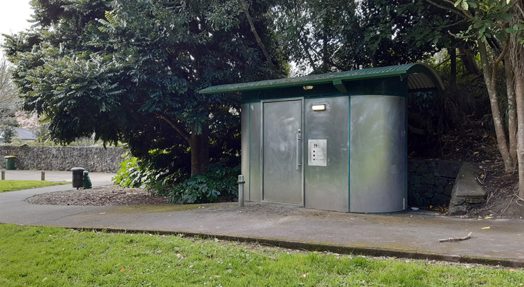 Dingle Dell Reserve - Accessible toilets on the edge of the path.