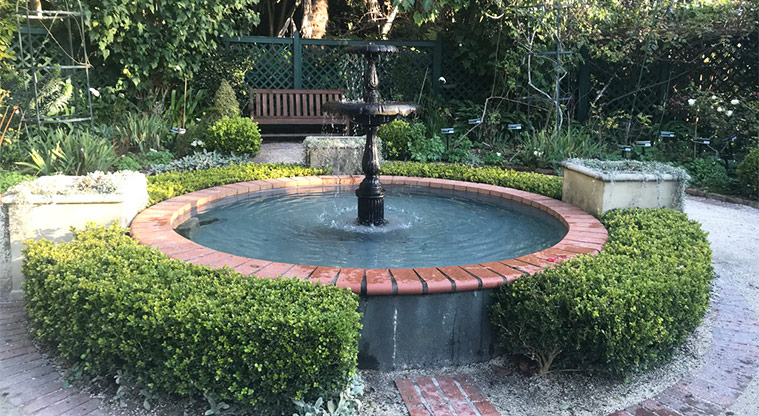 Dove Myer Robinson Park - Fountain in the garden.
