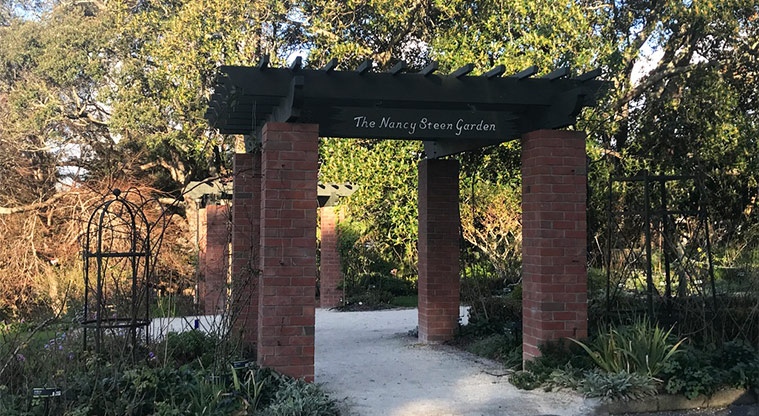 Dove Myer Robinson Park - Entrance to Nancy Steen Garden.
