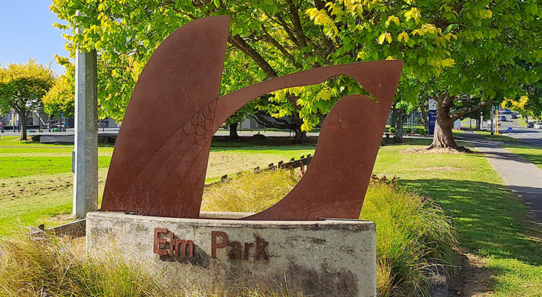 Elm Park - Large concrete and metal sign showing the name of the park. Photo credit: S Hulse.