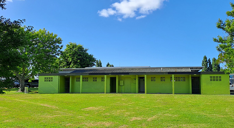 Elm Park - Toilets and changing rooms. Photo credit: S Hulse.