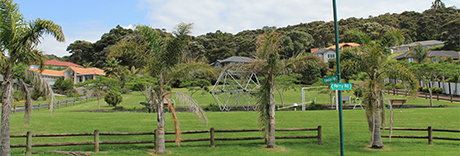 Ferry Road / Hawaiian Parade junction