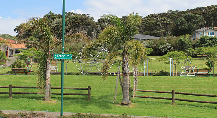 Ferry Road / Hawaiian Parade junction - Looking from Ferry Road across the park to the playground. Photo credit: M Loubser.