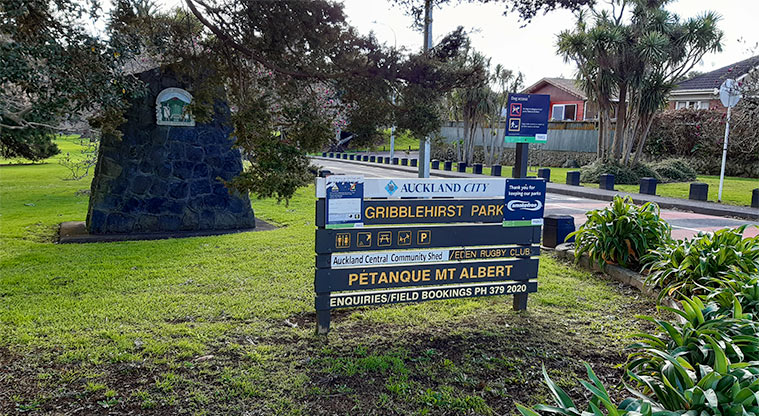 Gribblehirst Park - Park sign at entrance on Sandringham Road.