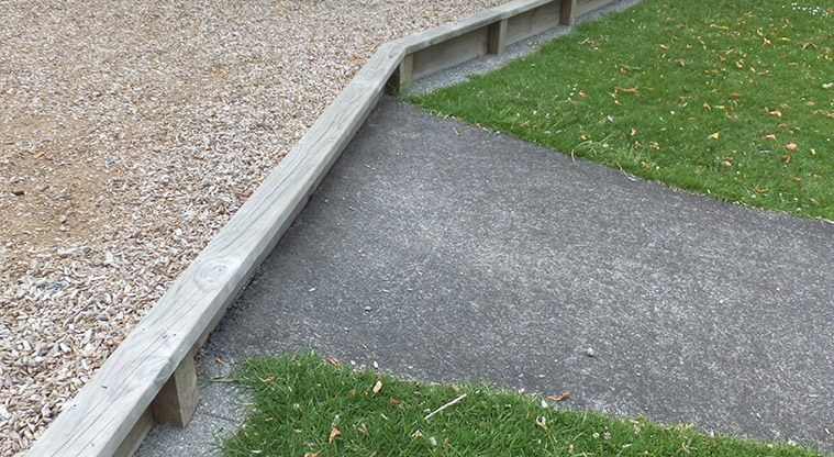 Harbutt Reserve - Access into the play area. Photo credit: J Grigg.