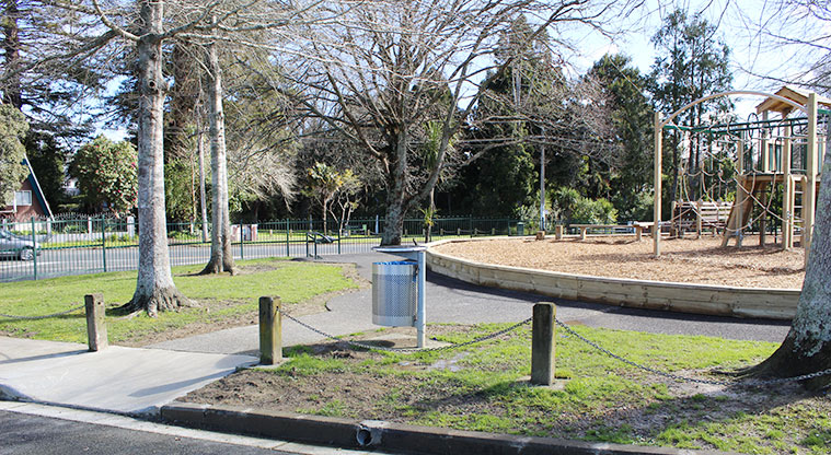 Harold Moody Reserve - Entrance to playground from the car park.