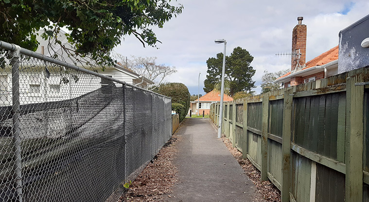Harwood Reserve - Looking from the reserve out to the Kiwitea Street entrance. Photo credit: S Hulse.