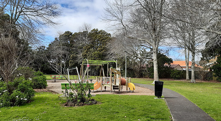 Harwood Reserve - Section of garden with the playground in the background. Photo credit: S Hulse.