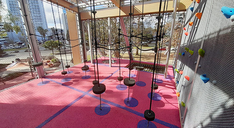 Manu-kau Noa Iho / Hayman Park - Climbing ropes and wall inside the tower.