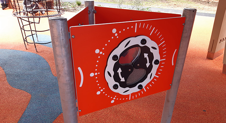 Manu-kau Noa Iho / Hayman Park - Interactive play board.