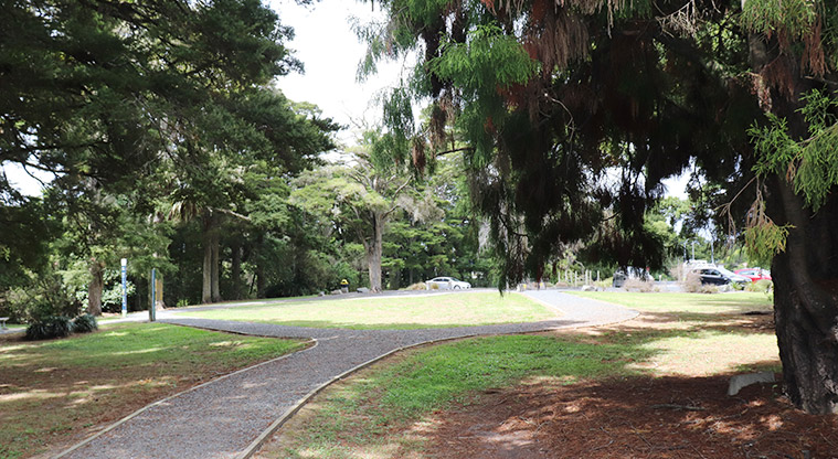 Kōwhai Park - View across open grassed area to main car park.