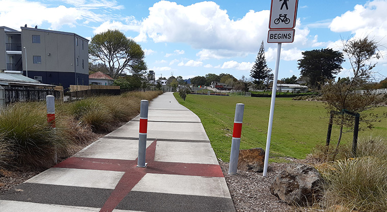 Kukuwai Park - The Barrymore Road entrance to the park.