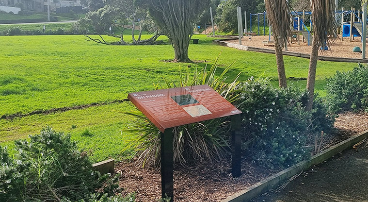 Wai Manawa / Little Shoal Bay Reserve - Interpretative plaque showing the story of Wai Manawa in te reo Māori and English.