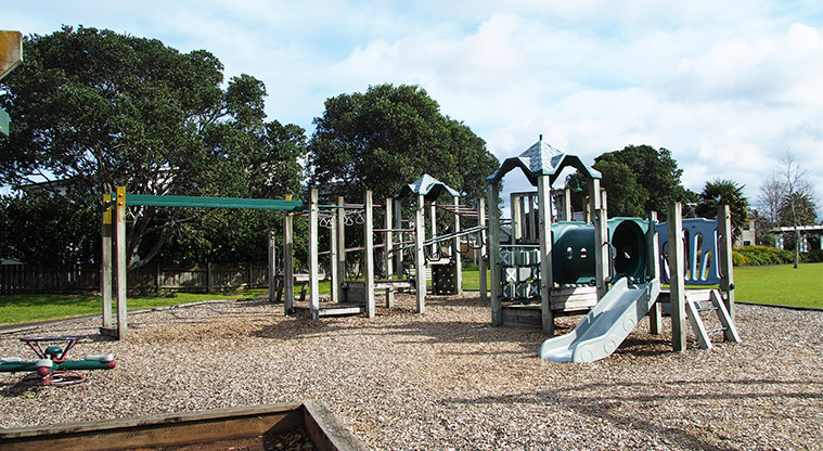 Lone Tree Park - Playground with climbing walls and bars, tunnels and swings. Photo credit: Tracey Hodder.