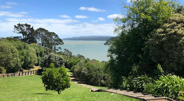 Lynfield Cove Reserve - Outstanding views over the Manukau Harbour.