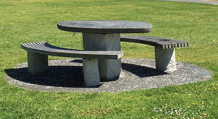Maraetai Park - Concrete oval picnic table and seats. Photo credit: S Hulse.