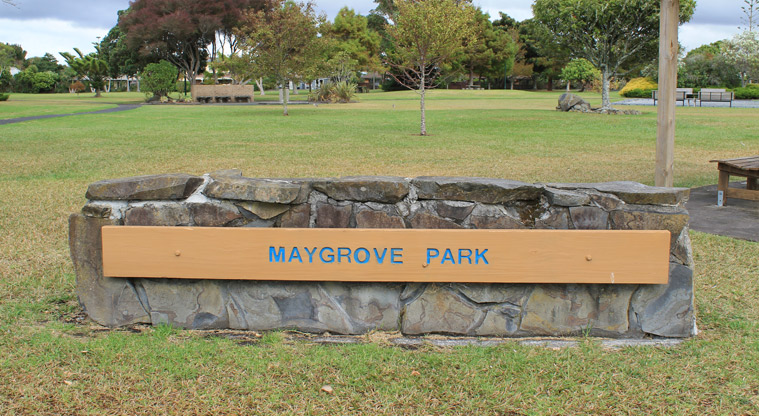 Maygrove Park – The entrance to the park. Photo credit: M Loubser.