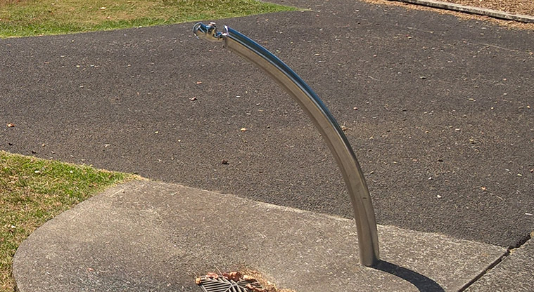 Moire Park - Drinking fountain by the playground. Photo credit: Tracey Hodder.
