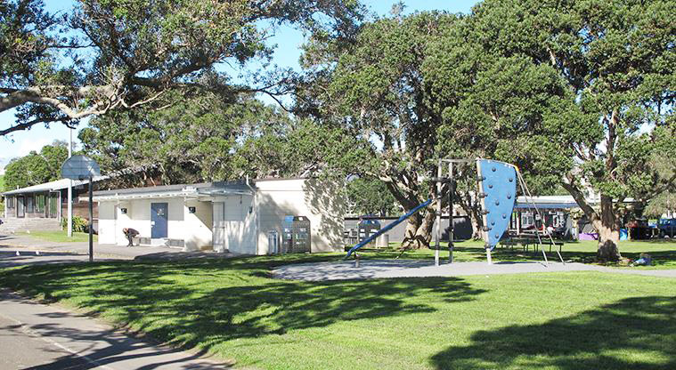 Narrow Neck Beach - he playground, changing rooms and public toilets.