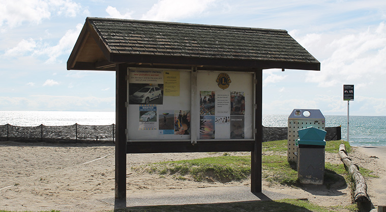 Ōrewa Domain - Noticeboard next to the car park. Photo credit: M Loubser.