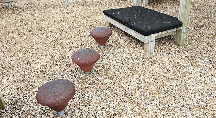 Randwick Park - Soft stepping pads for balancing. Photo credit: S Hulse.