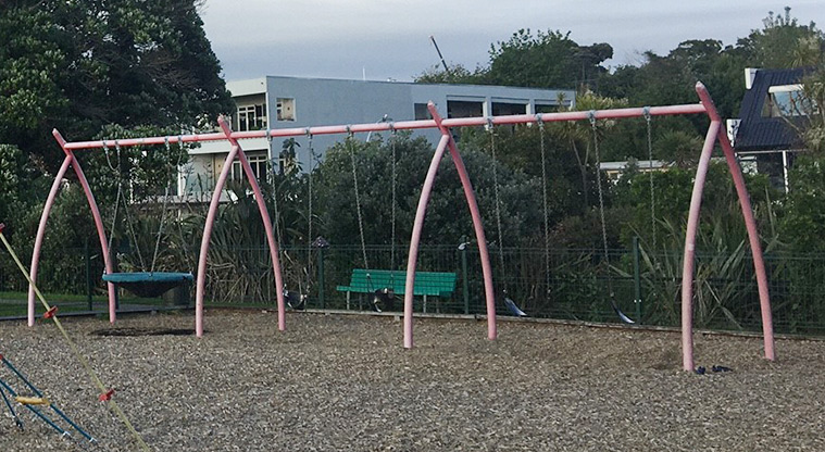 Roberta Reserve - Set of five swings, including an accessible basket swing.