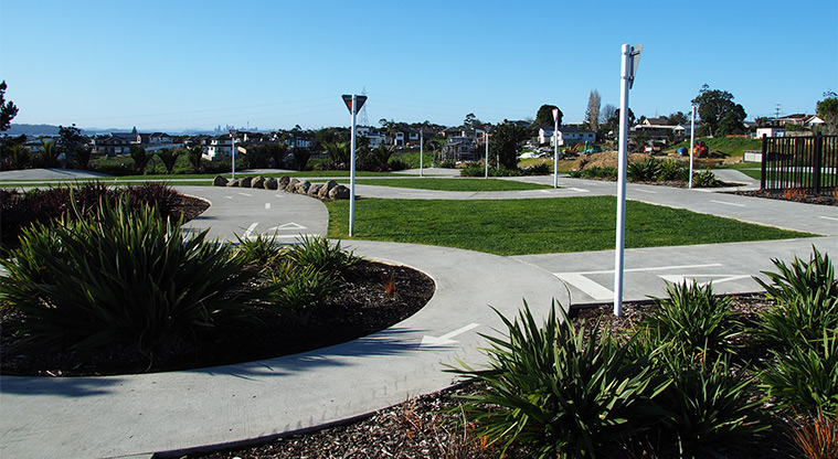 Royal Reserve - Wide "learn to ride" tracks with road markings and Give Way signs, large rocks and gardens. Photo credit: Tracey Hodder.